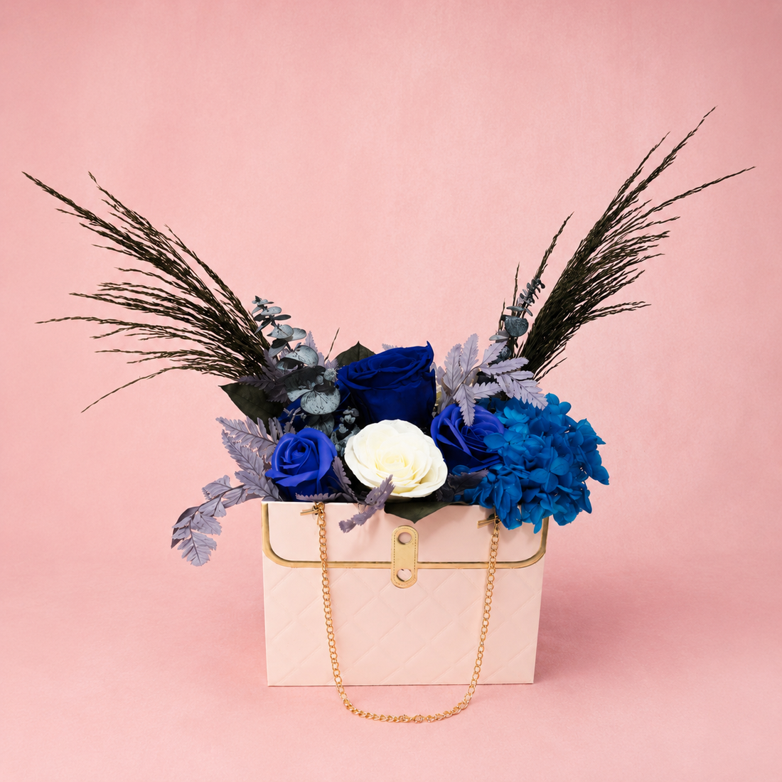 Aranjament Floral Etern „Sapphire Couture”